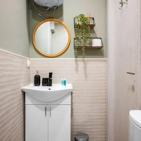 Daire Tom Thumb & Thumbelina - 2 Private In Center By Flat Mаnager Sofya