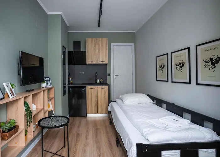 Tom Thumb & Thumbelina - 2 Private In Center By Flat Mаnager شقة صوفيا